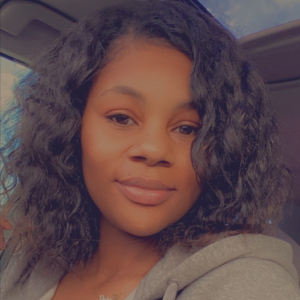 Meet your Posher, Tyra